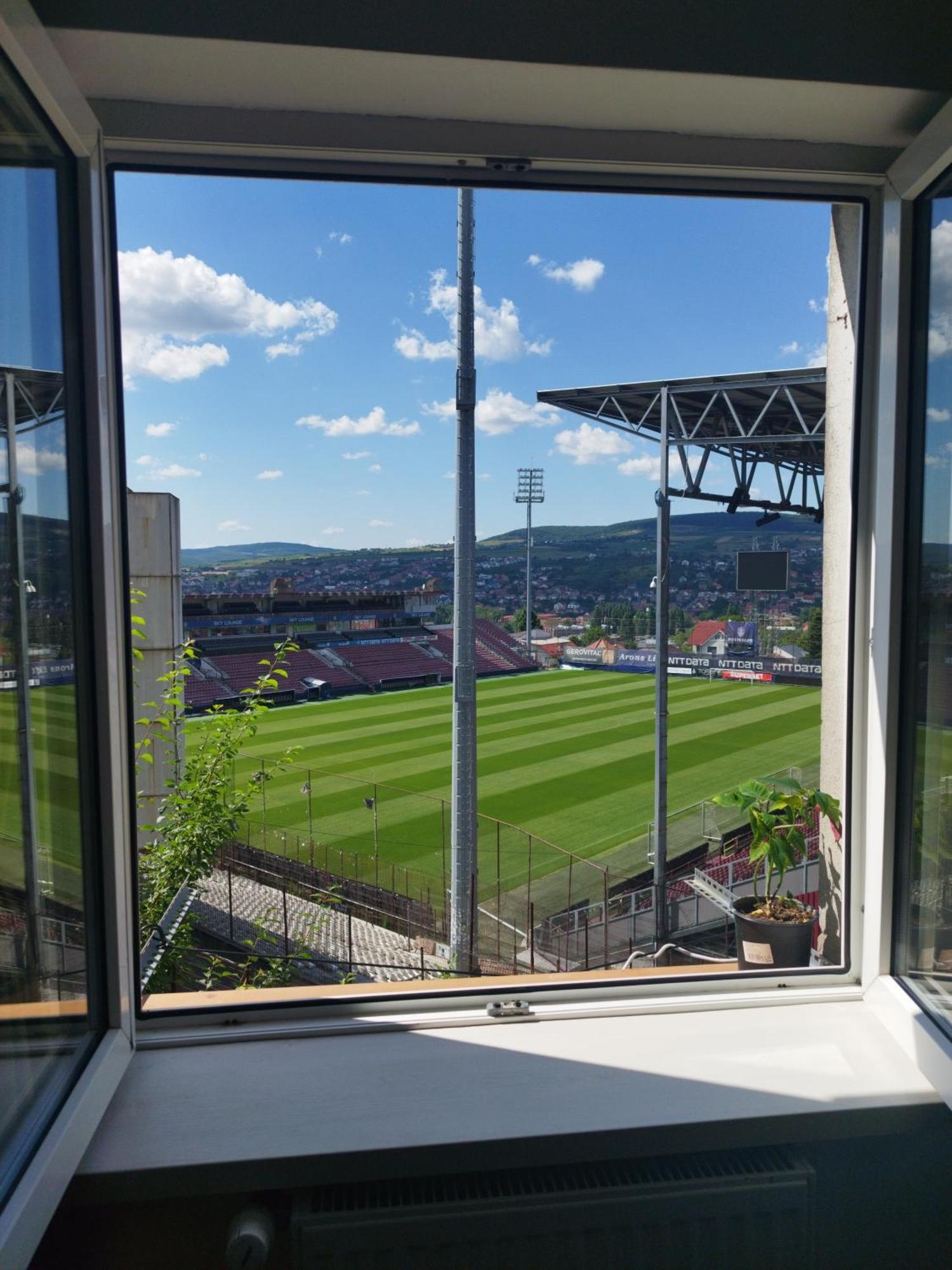 Central Nook With Stadium Vista Cluj-Napoca Exterior foto